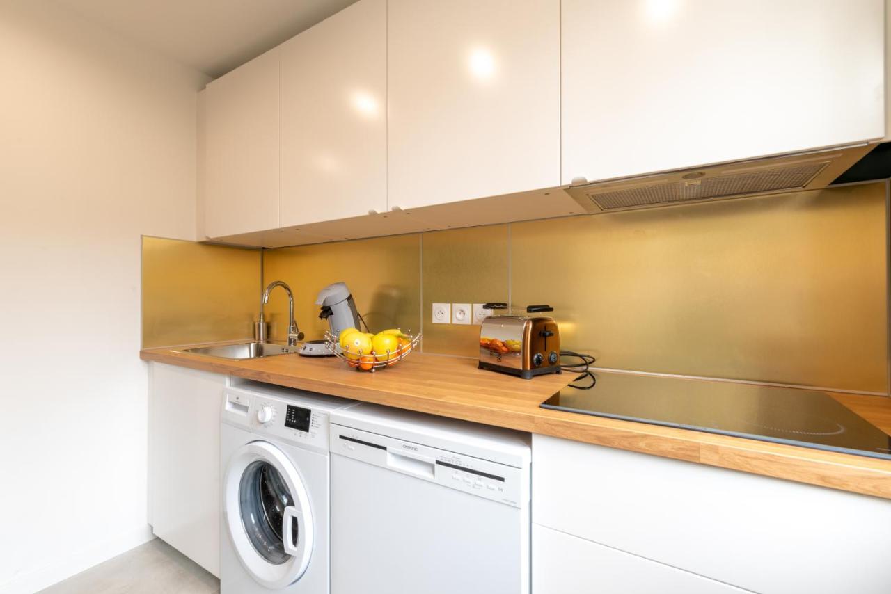 Amja Proche Clinique Saint-Roch Apt 3 Chambres 3 Salles De Bain Parking Gratuit Ideal Famille Groupe Coworking 10 Min Centre Ville 10 Min Plage 5 Min Sortie Autoroute Montpellier Exteriör bild